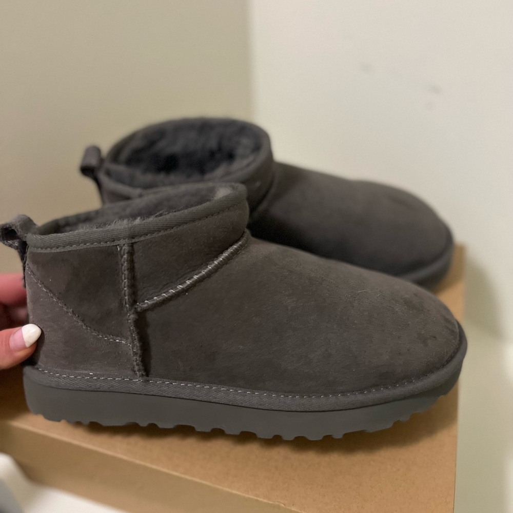 UGG ultra mini